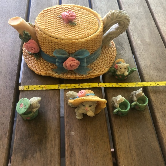 Cat theme Miniature Tea Set - Picture 4 of 4